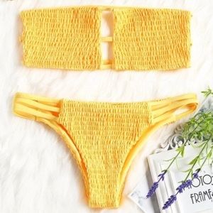 yellow strapless bikini
